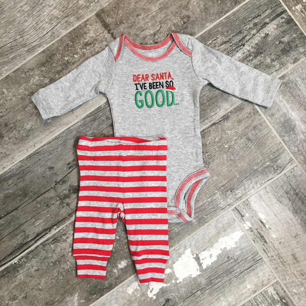 NWOT boys Christmas onesie /pant set, size newborn